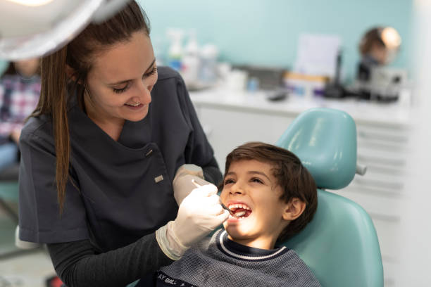 Best Emergency Tooth Extraction in Hillcrest Heights, MD